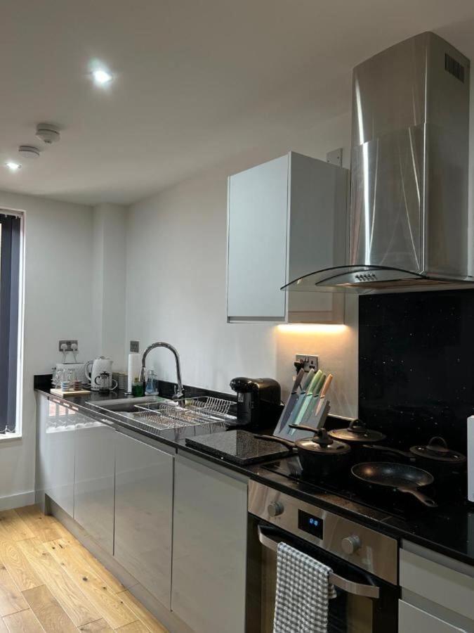 Contemporary 2Br In Birmingham City Center Apartment Bagian luar foto